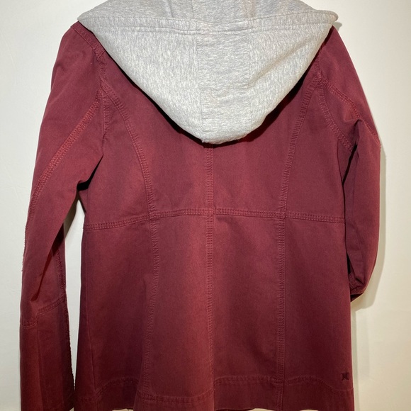 Hurley Women’s Jacket Medium. - Picture 5 of 5